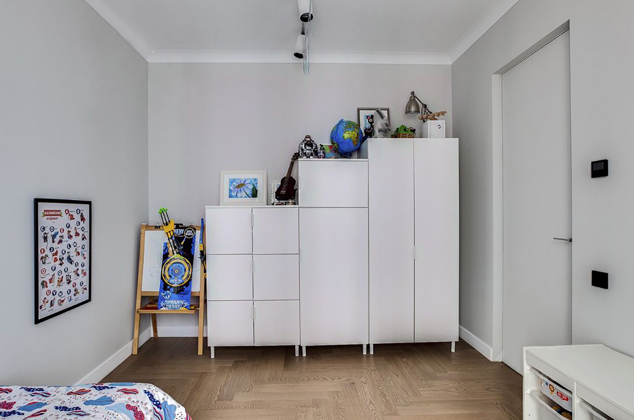 Black and White interior Amazing Interiors