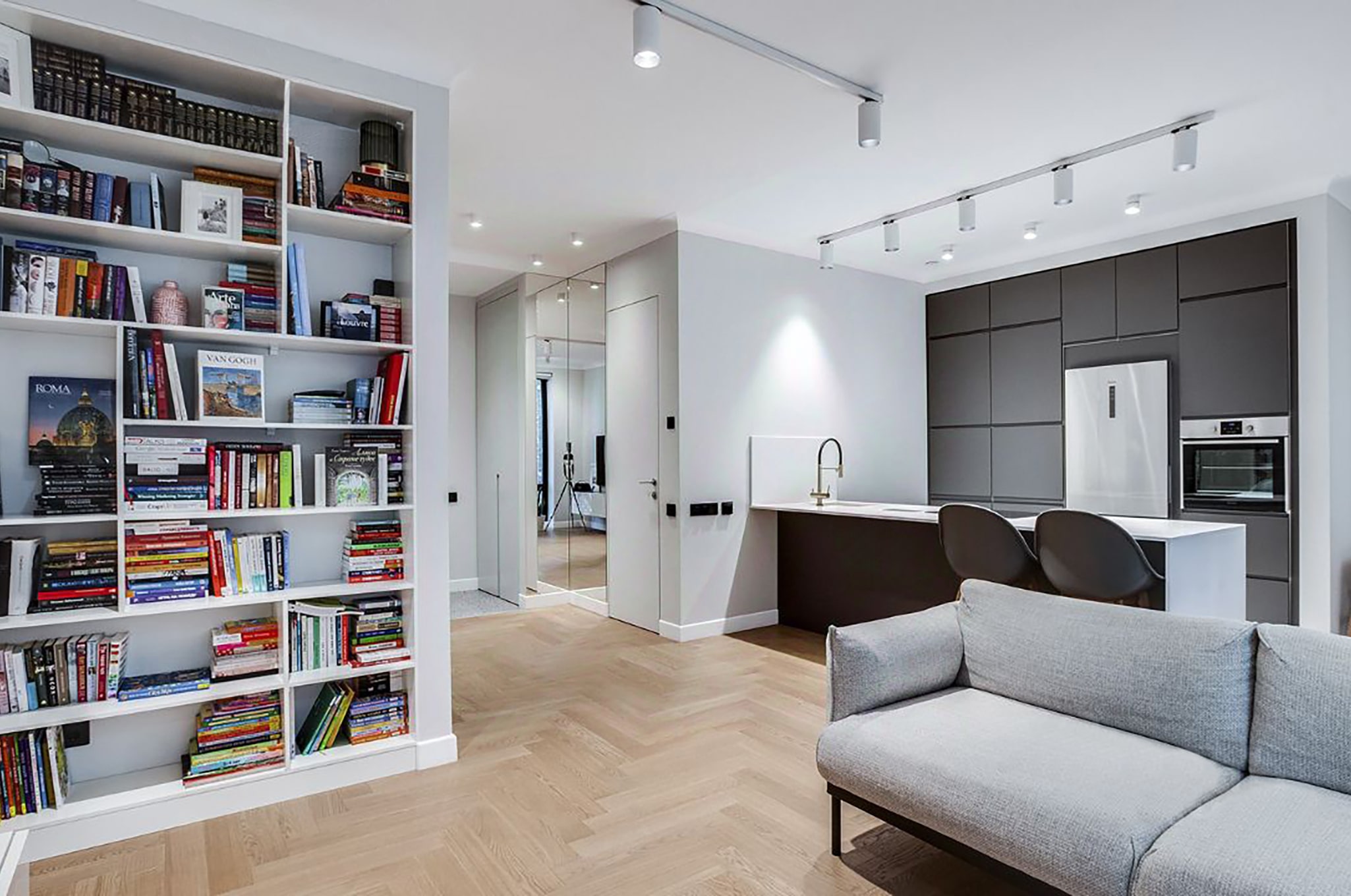 Black and White interior Amazing Interiors