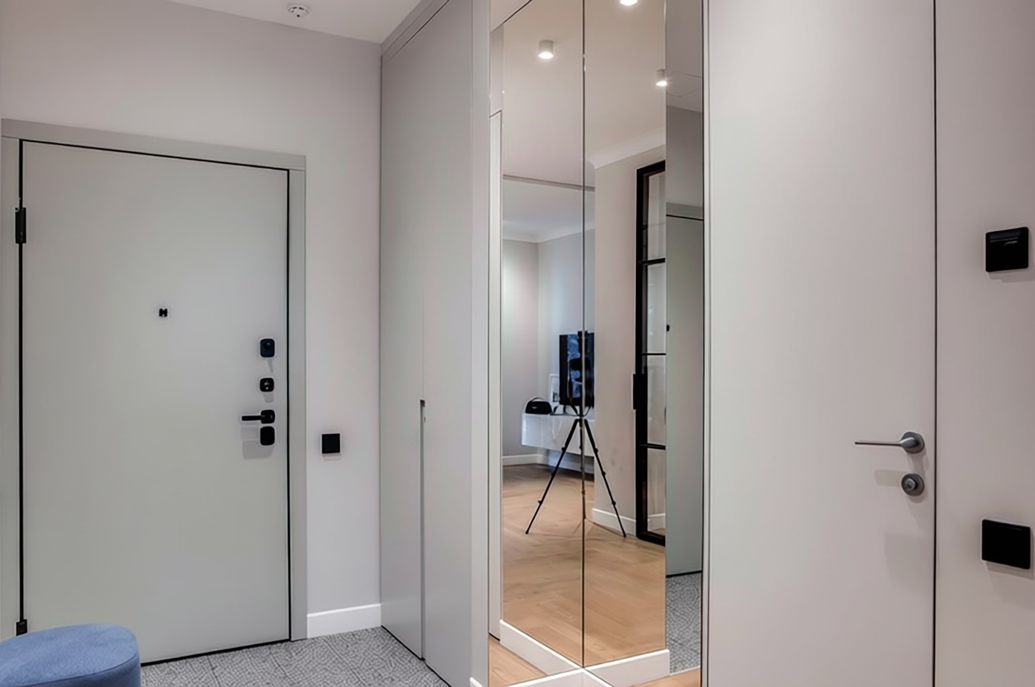 Black and White interior Amazing Interiors