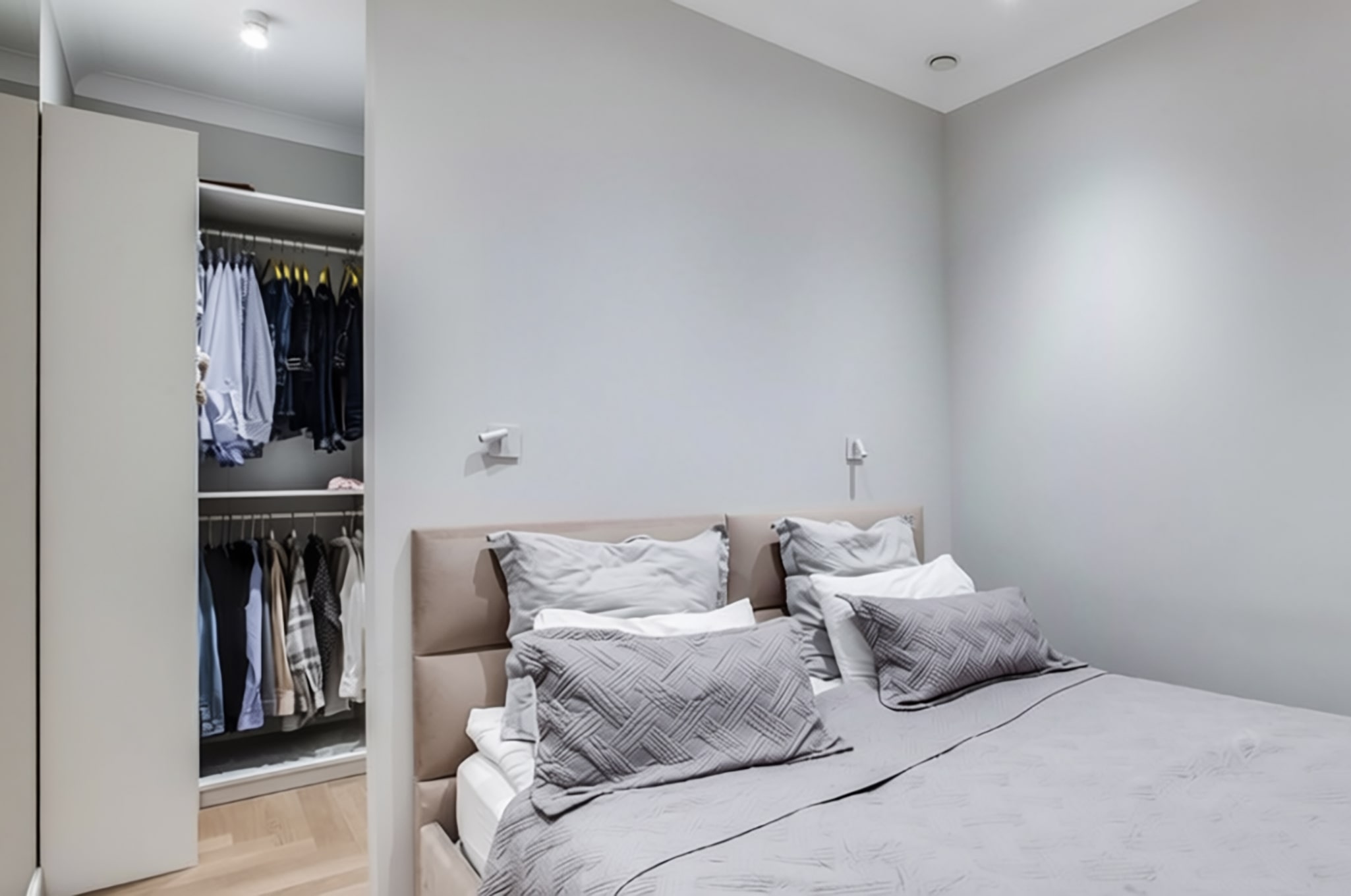 Black and White interior Amazing Interiors