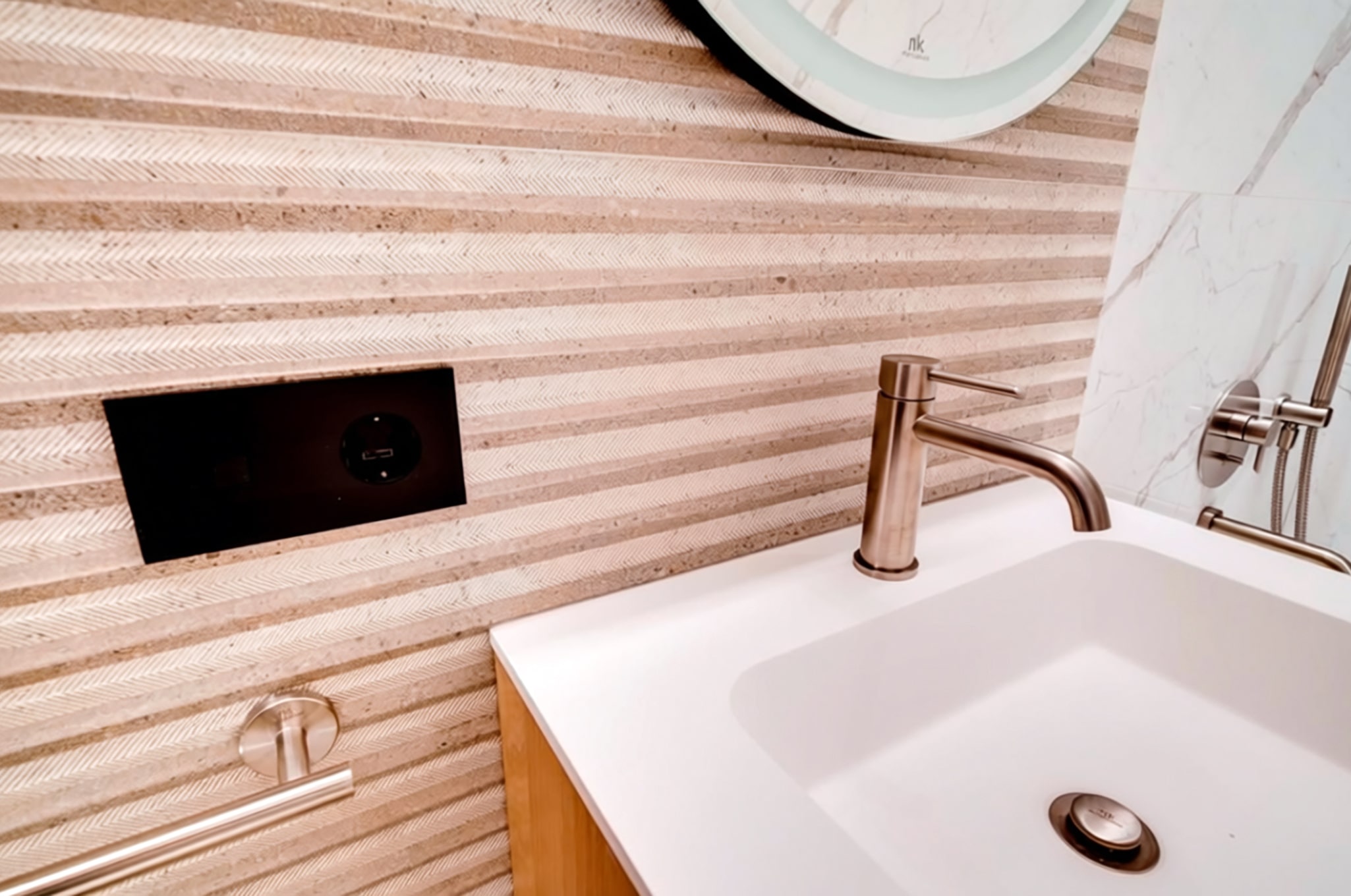 Wood and Concrete Minimalism Amazing Interiors - projekt wnętrz w Wilanowie