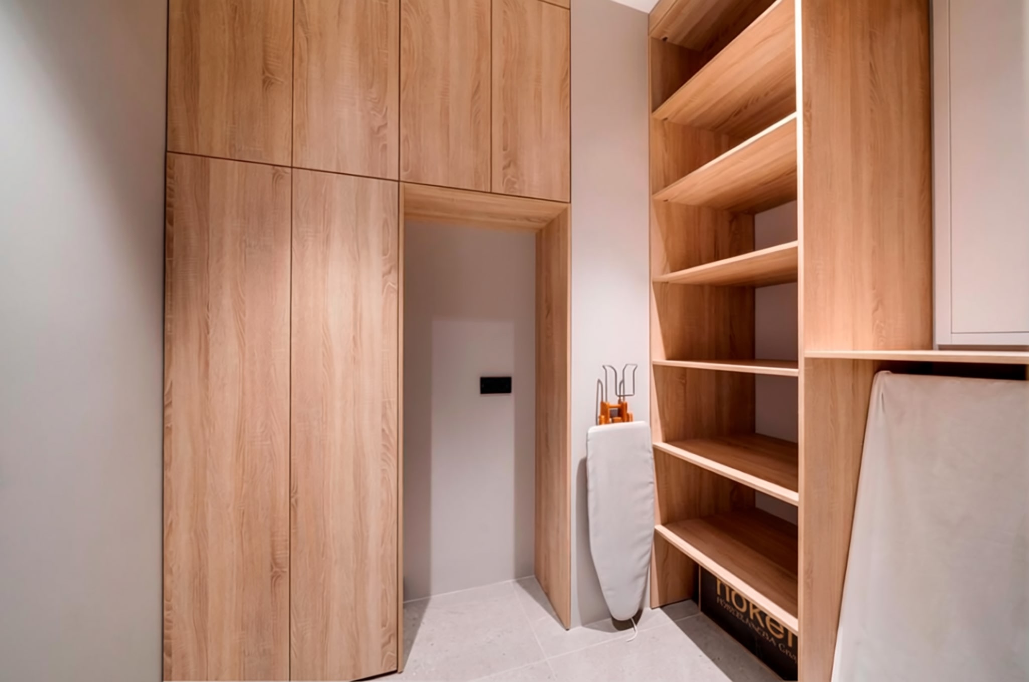 Wood and Concrete Minimalism Amazing Interiors - projekt wnętrz w Wilanowie